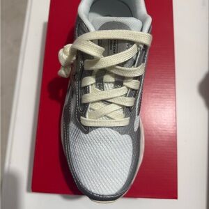 New Balance Fresh Foam Arishi V4 Tiralux